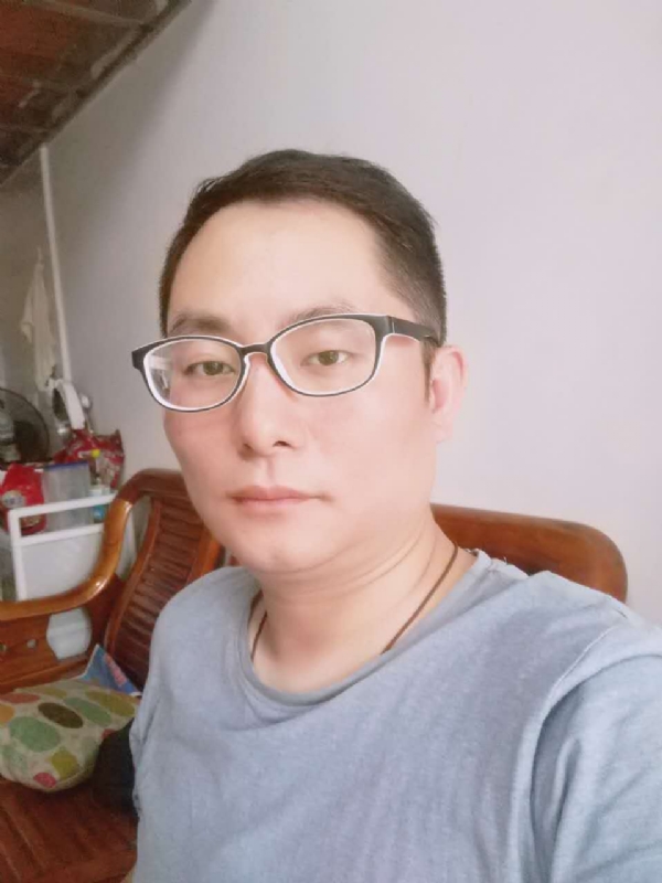 流星的尾巴的第一张照片--长汀征婚网