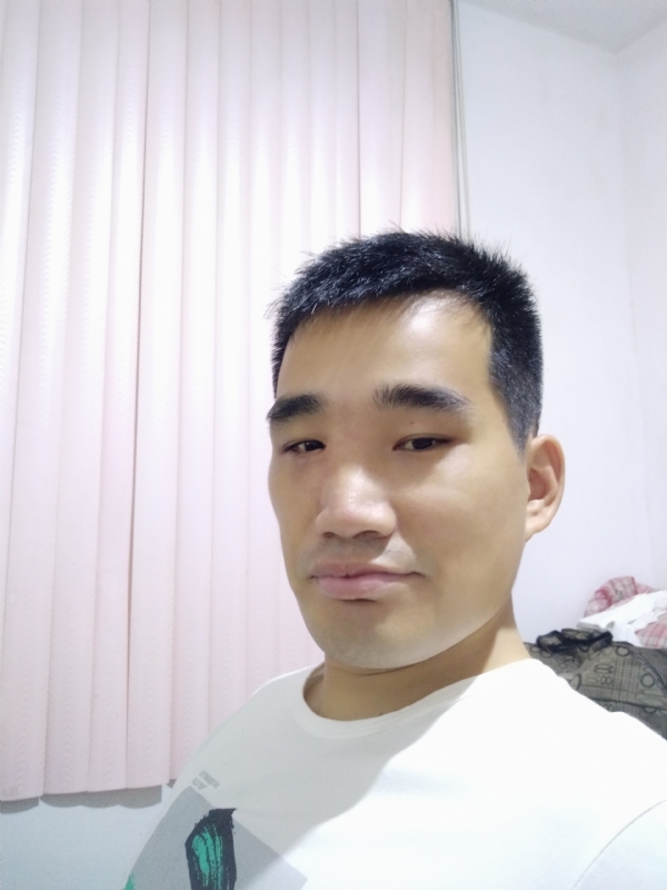 大男孩的第一张照片--长汀征婚网