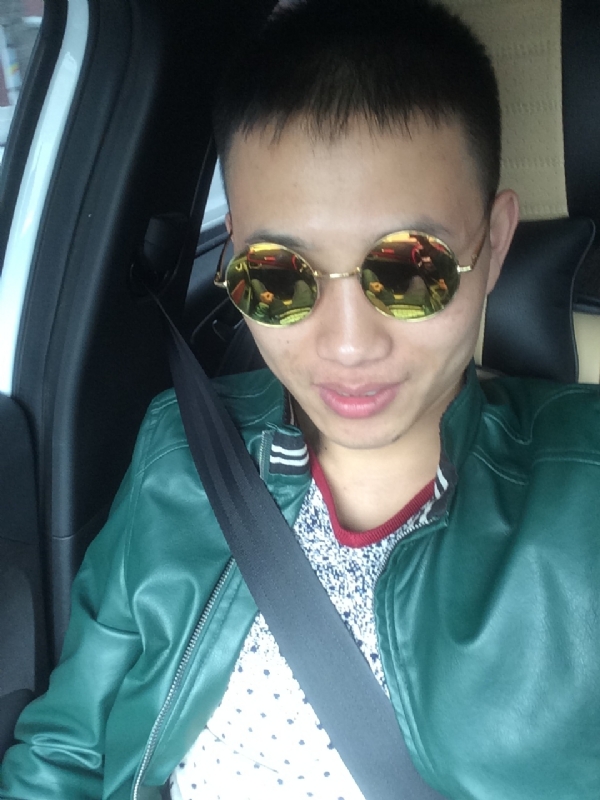 真心对待一个人的第一张照片--长汀征婚网