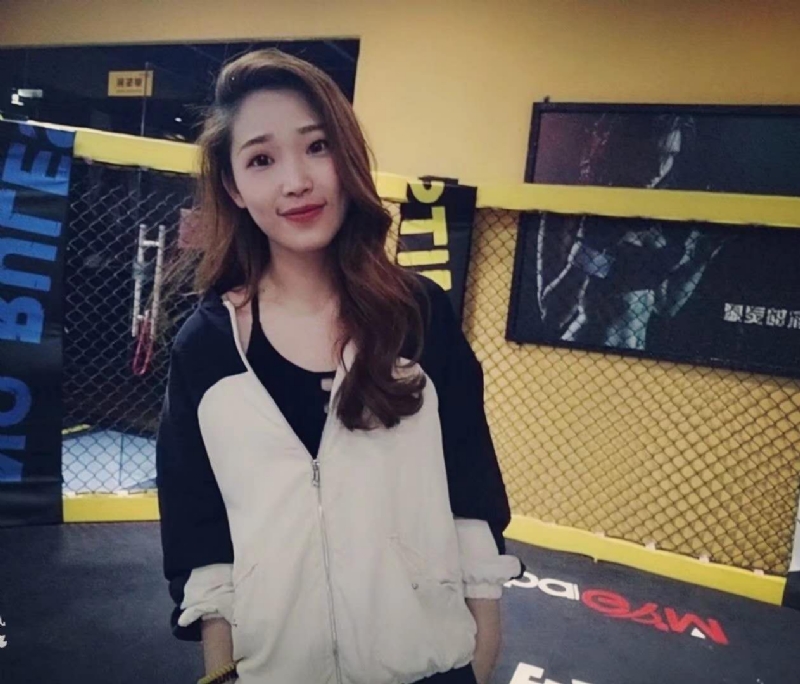 平ling的第三张照片--长汀征婚网