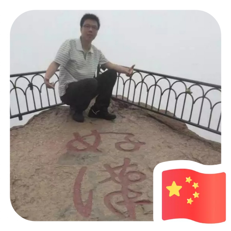 一只小虎牙的第一张照片--长汀征婚网