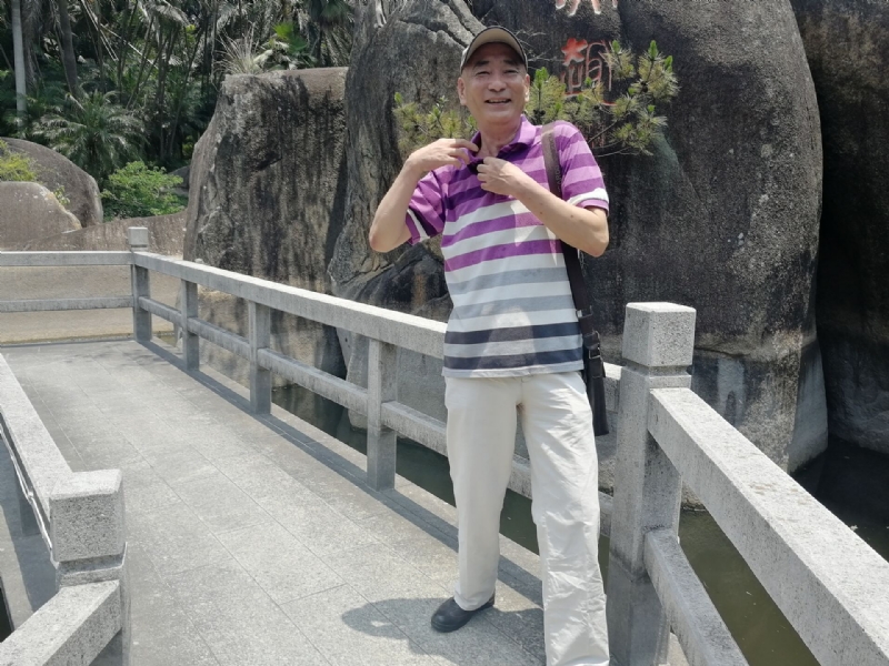 热腾腾的第三张照片--长汀征婚网