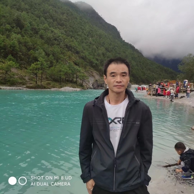 流星的第一张照片--长汀征婚网