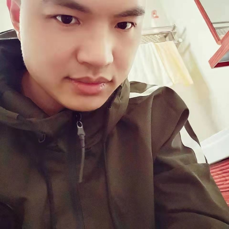 高大上的宅男的第二张照片--长汀征婚网