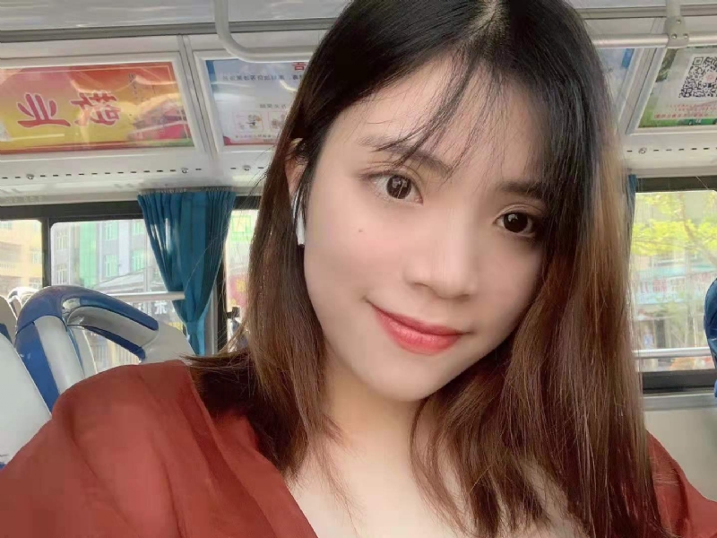 小眼睛的第一张照片--长汀征婚网