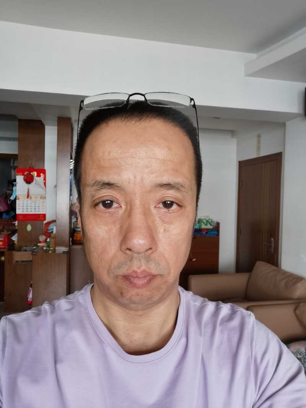 萨博的第一张照片--长汀征婚网