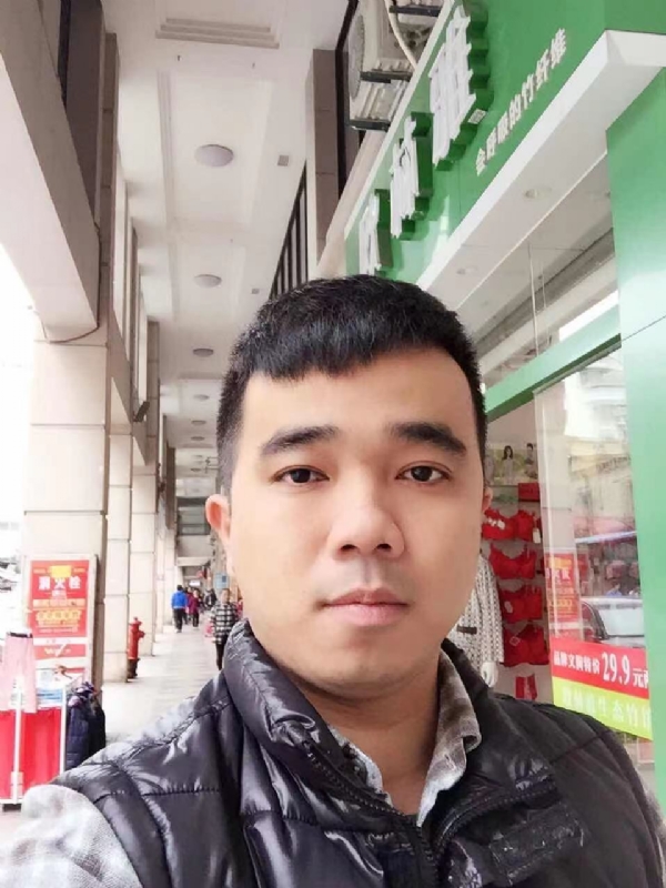 小小怪兽的第一张照片--长汀征婚网