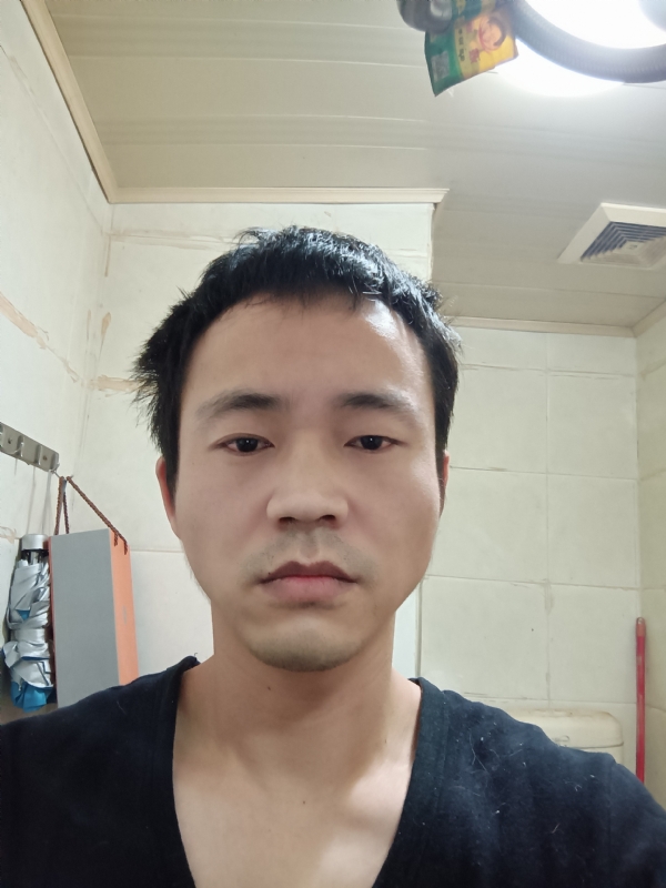 守望天空的第一张照片--长汀征婚网