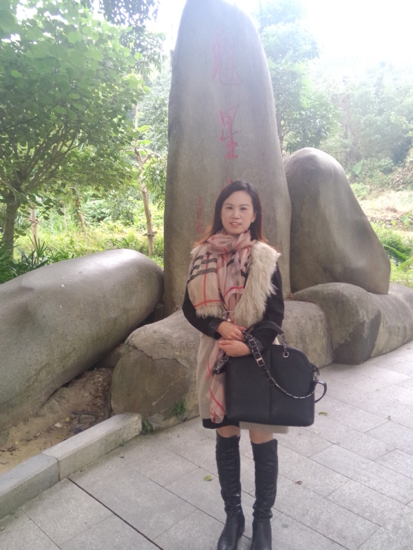 E欣的第一张照片--长汀征婚网