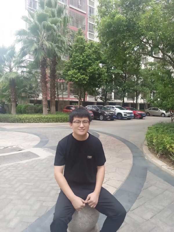 等闲的第三张照片--长汀征婚网