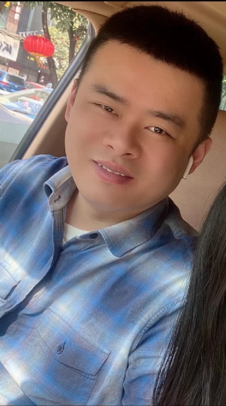 薛诚玖的第四张照片--长汀征婚网